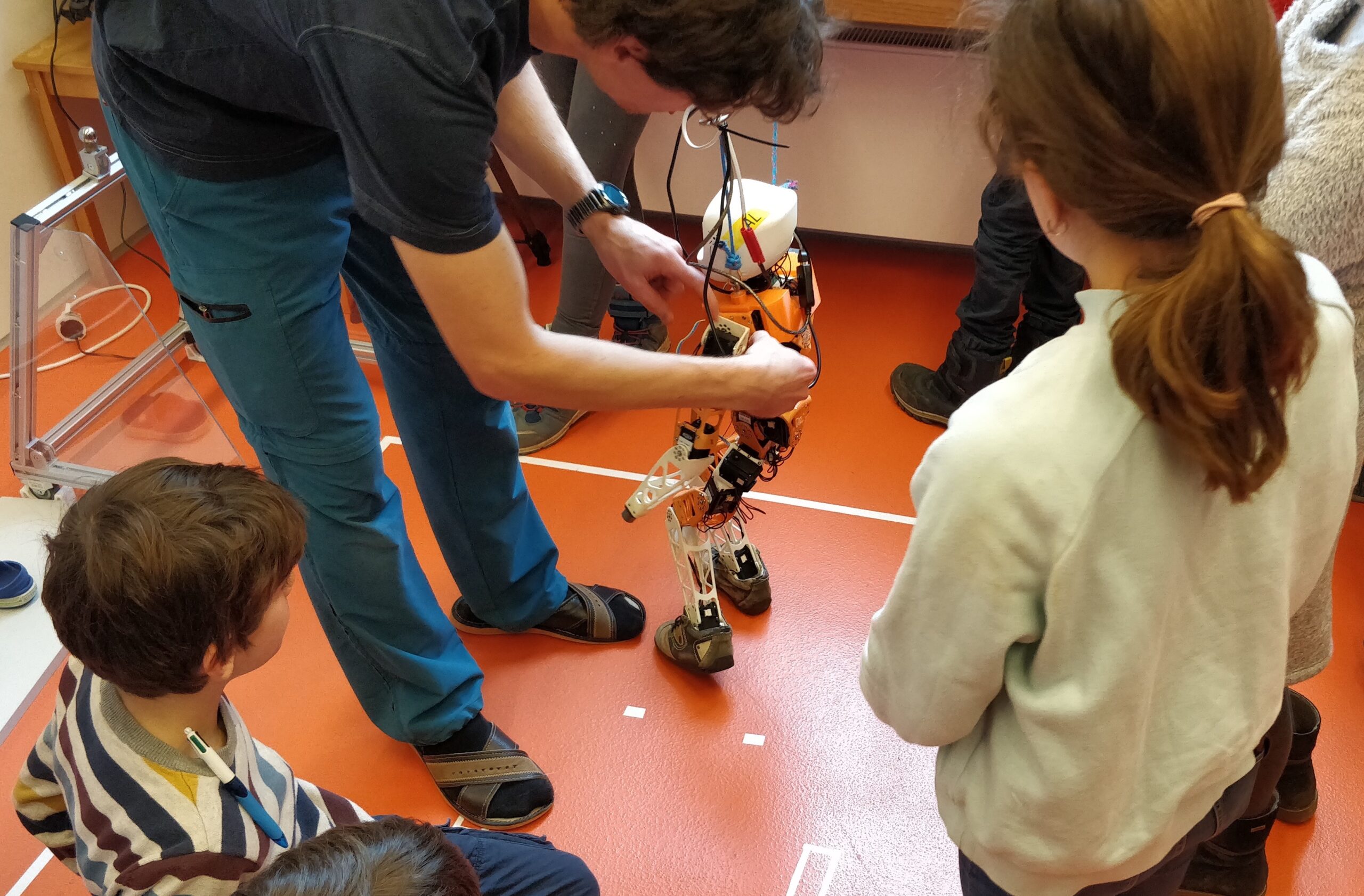Research team receives 1.5 million euros to develop algorithms that learn with child-like curiosity
