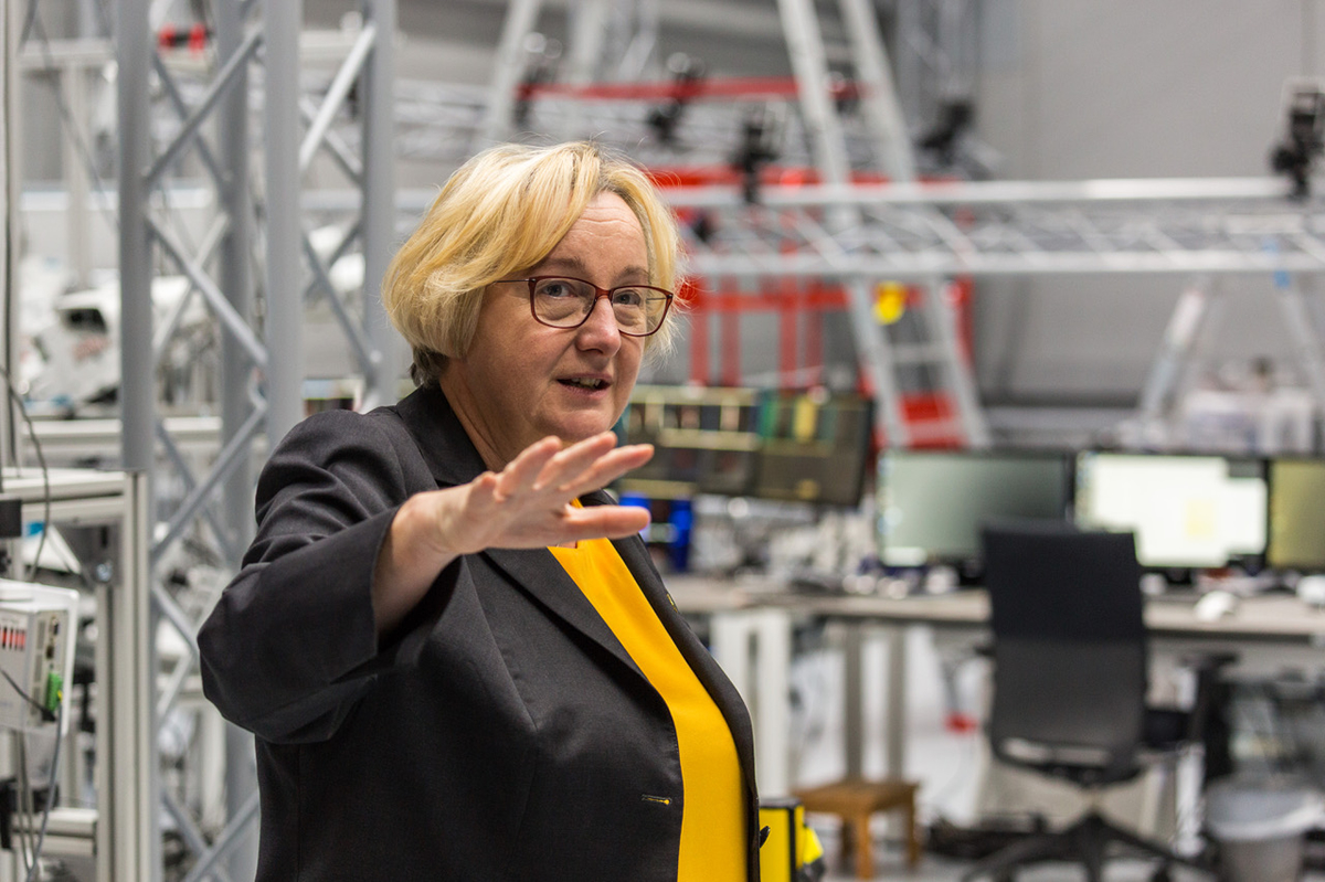 Visit by Science Minister Theresia Bauer
